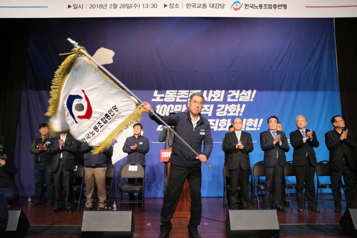 s_002_깃발.jpg